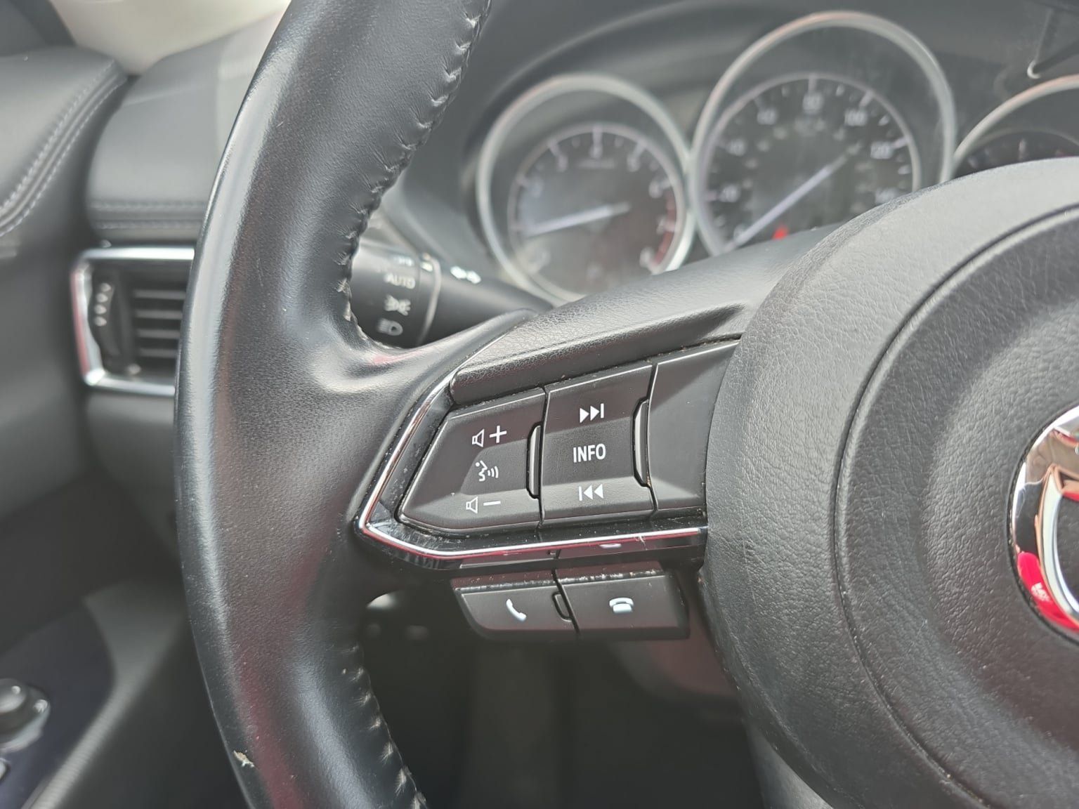 Used 2019 MAZDA CX-5 Touring FWD image 22