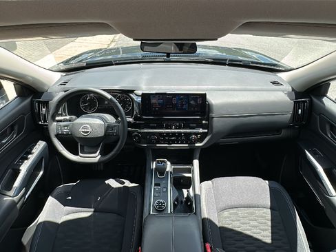 Used 2026 Nissan Pathfinder SV w/ SV Premium Package AWD/4WD image 28