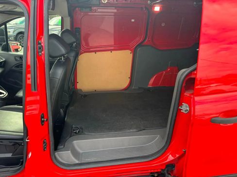 Used 2019 Ford Transit Connect XL image 26