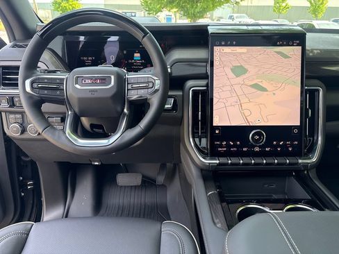 New 2026 GMC Yukon XL Elevation w/ Elevation Premium Package AWD/4WD image 39