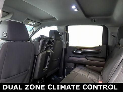 Used 2023 Chevrolet Silverado 1500 LT image 15