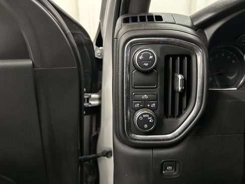 Used 2019 Chevrolet Silverado 1500 LT w/ Texas Edition RWD image 34