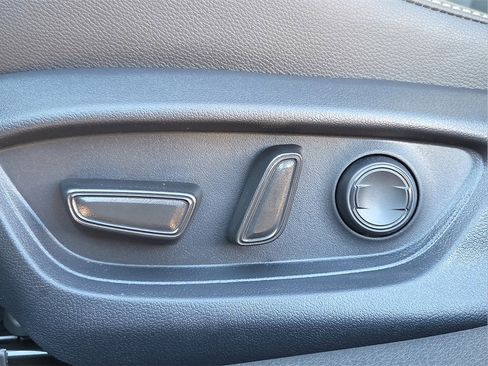 New 2026 Toyota Camry SE image 18