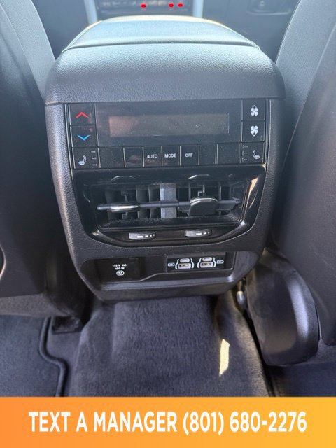 Used 2022 Jeep Grand Cherokee L Limited AWD/4WD image 39