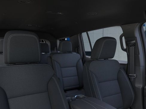 New 2026 Chevrolet Traverse LT w/ Driver Confidence Package FWD image 24