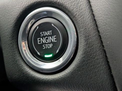 Certified 2023 Chevrolet Suburban Premier image 19