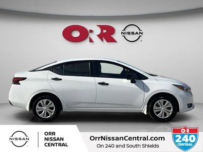 New 2025 Nissan Versa S w/ Trunk Package