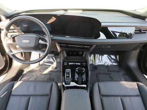 Certified 2025 Audi A6 e-tron Premium Plus w/ Premium Plus image 9