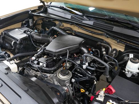 Used 2019 Toyota Tacoma SR5 RWD image 28