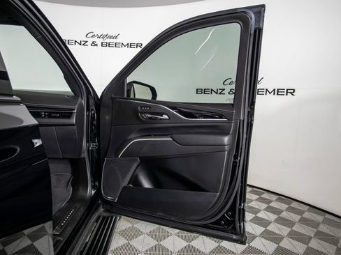 Used 2021 Cadillac Escalade Sport w/ Driver Assist Tech Package AWD/4WD image 23