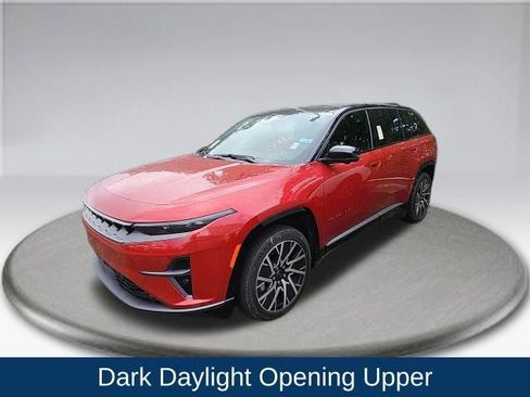 Used 2025 Jeep Wagoneer S Limited image 12