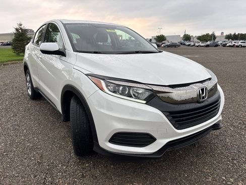 Used 2021 Honda HR-V LX image 13