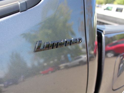 Used 2023 Toyota Tacoma Limited w/ Nightshade Package AWD/4WD image 33