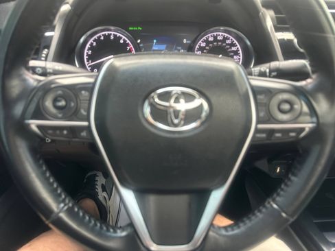 Used 2018 Toyota Camry XLE w/ Driver Assist Package FWD image 20