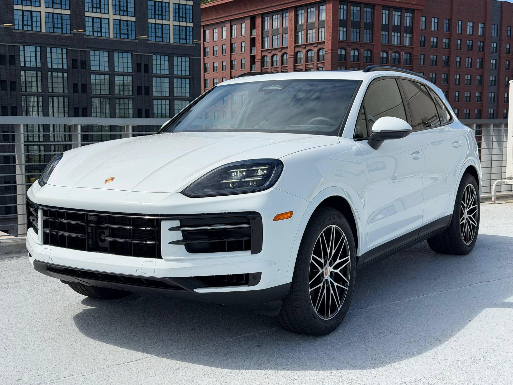 Used 2026 Porsche Cayenne AWD/4WD image 1
