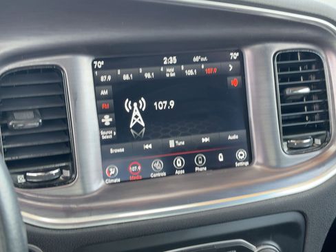 Used 2018 Dodge Charger SXT Plus w/ Blacktop Package image 22