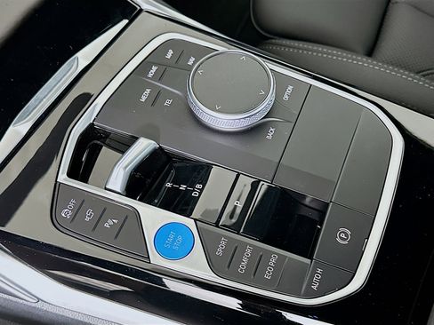 Used 2024 BMW i4 xDrive40i image 25