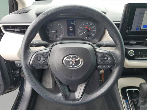 Used 2024 Toyota Corolla LE FWD image 18