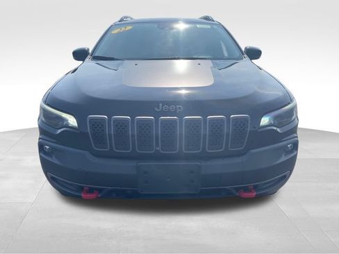 Used 2022 Jeep Cherokee Trailhawk w/ Comfort/Convenience Group AWD/4WD image 9