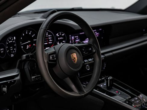 Used 2020 Porsche 911 Carrera 4S image 36