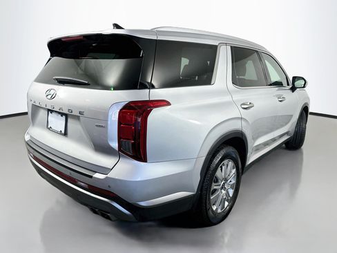 Used 2023 Hyundai Palisade SEL AWD/4WD image 7