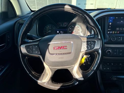 Used 2020 GMC Canyon Denali image 19