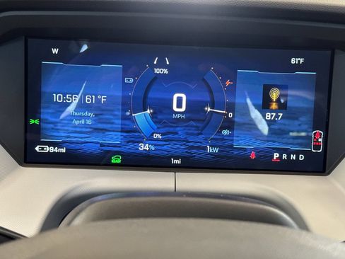 New 2027 Chevrolet Bolt LT w/ Comfort Package FWD image 26