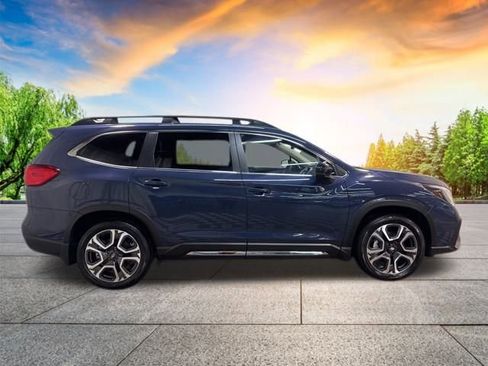 Certified 2025 Subaru Ascent Limited image 6
