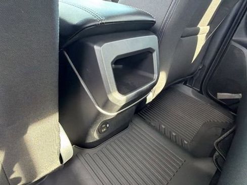 New 2025 Ford Ranger XLT w/ Equipment Group 301A High image 18