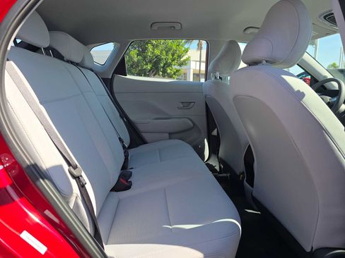 Used 2026 Hyundai Kona SE FWD image 12