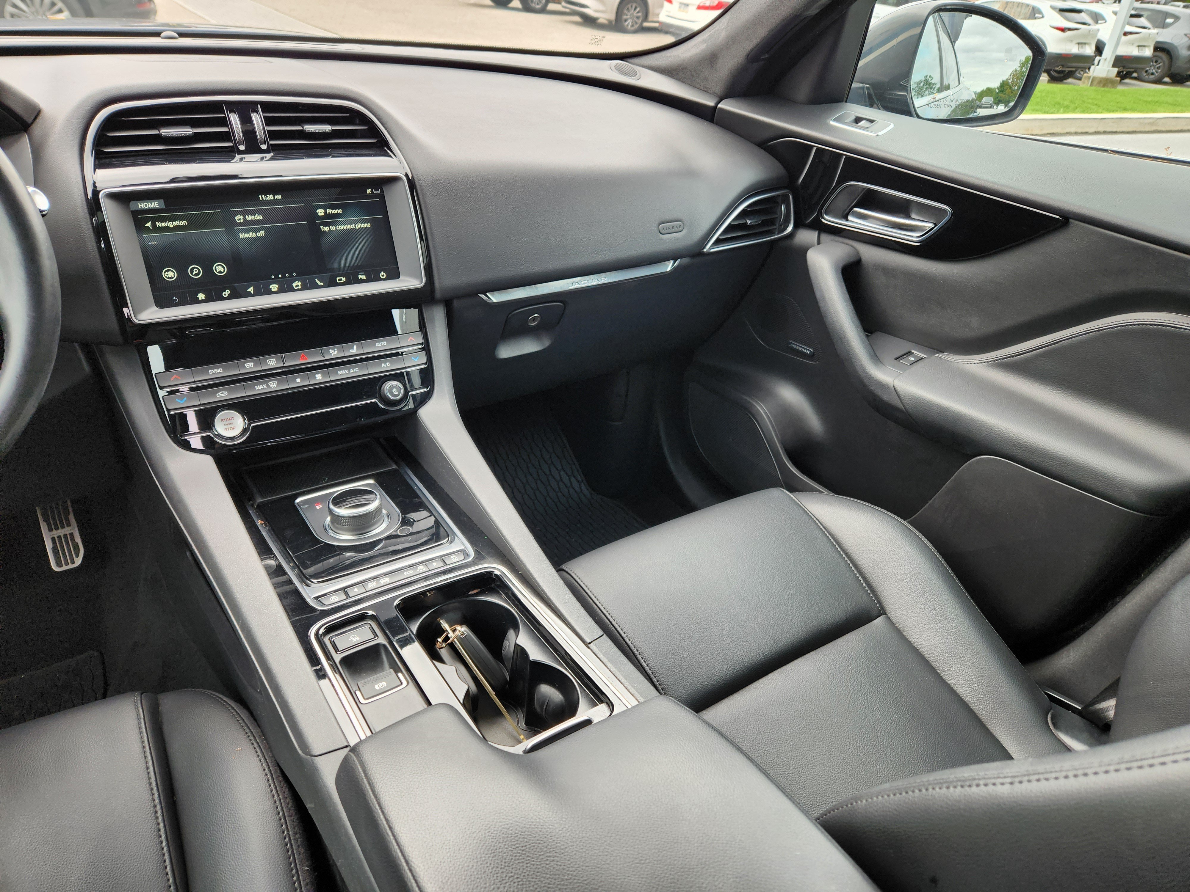 Used 2019 Jaguar F-PACE Premium AWD/4WD image 14