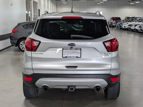 Used 2019 Ford Escape Titanium AWD/4WD image 4