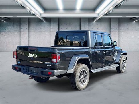 Used 2021 Jeep Gladiator Overland w/ Popular Equipment Package image 4