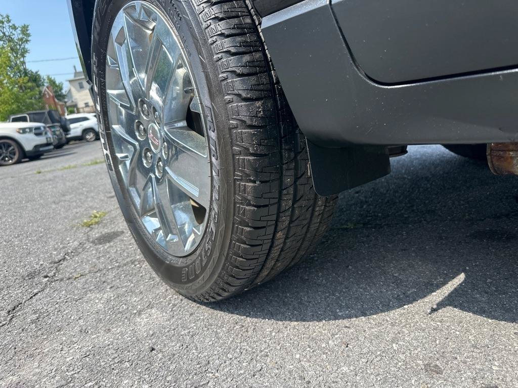 Used 2017 GMC Acadia Limited SLT AWD/4WD image 11