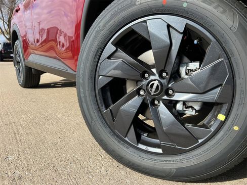 New 2026 Nissan Rogue SV image 7