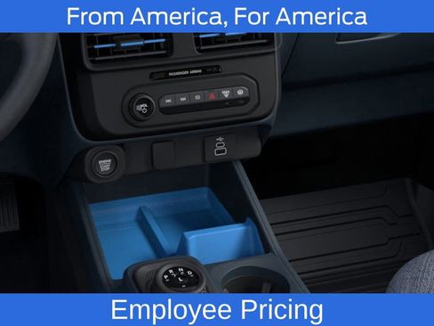 New 2026 Ford Maverick XLT w/ XLT Luxury Package AWD/4WD image 16
