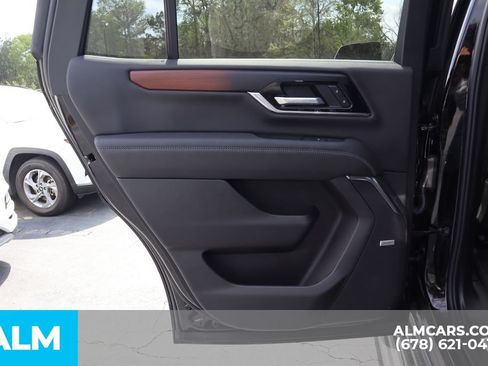 Used 2026 GMC Yukon Denali w/ Sun & Power Step Package AWD/4WD image 20