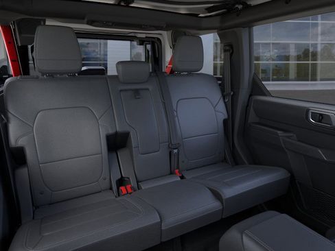 New 2025 Ford Bronco Badlands w/ Sasquatch Package image 11