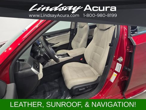 Used 2020 Honda Accord Touring image 12