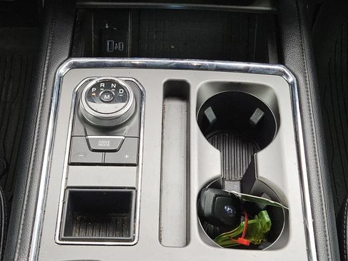 Used 2021 Ford Expedition XLT RWD image 19