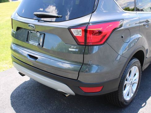 Used 2019 Ford Escape SE AWD/4WD image 4