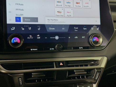 Used 2023 Lexus RX 350 Premium w/ Accessory Package AWD/4WD image 23