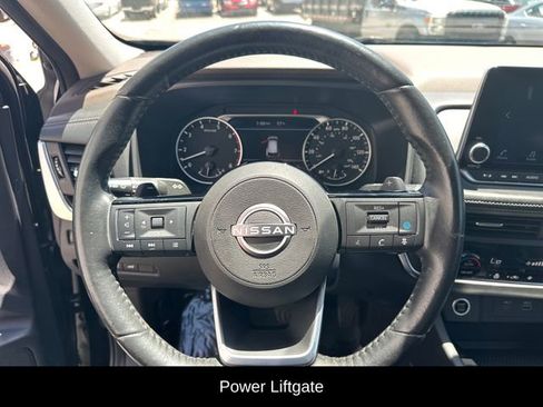 Used 2023 Nissan Rogue SV w/ SV Premium B Package FWD image 8