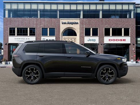 New 2026 Jeep Cherokee Overland image 21