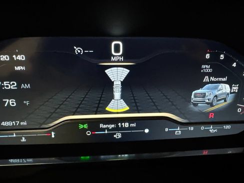 Used 2024 GMC Yukon AT4 w/ Technology Package AWD/4WD image 35