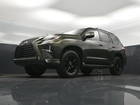 Used 2022 Lexus GX 460 w/ Black Line Special Edition AWD/4WD image 38