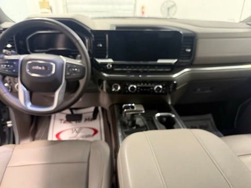 Used 2023 GMC Sierra 1500 SLT w/ SLT Premium Package AWD/4WD image 14