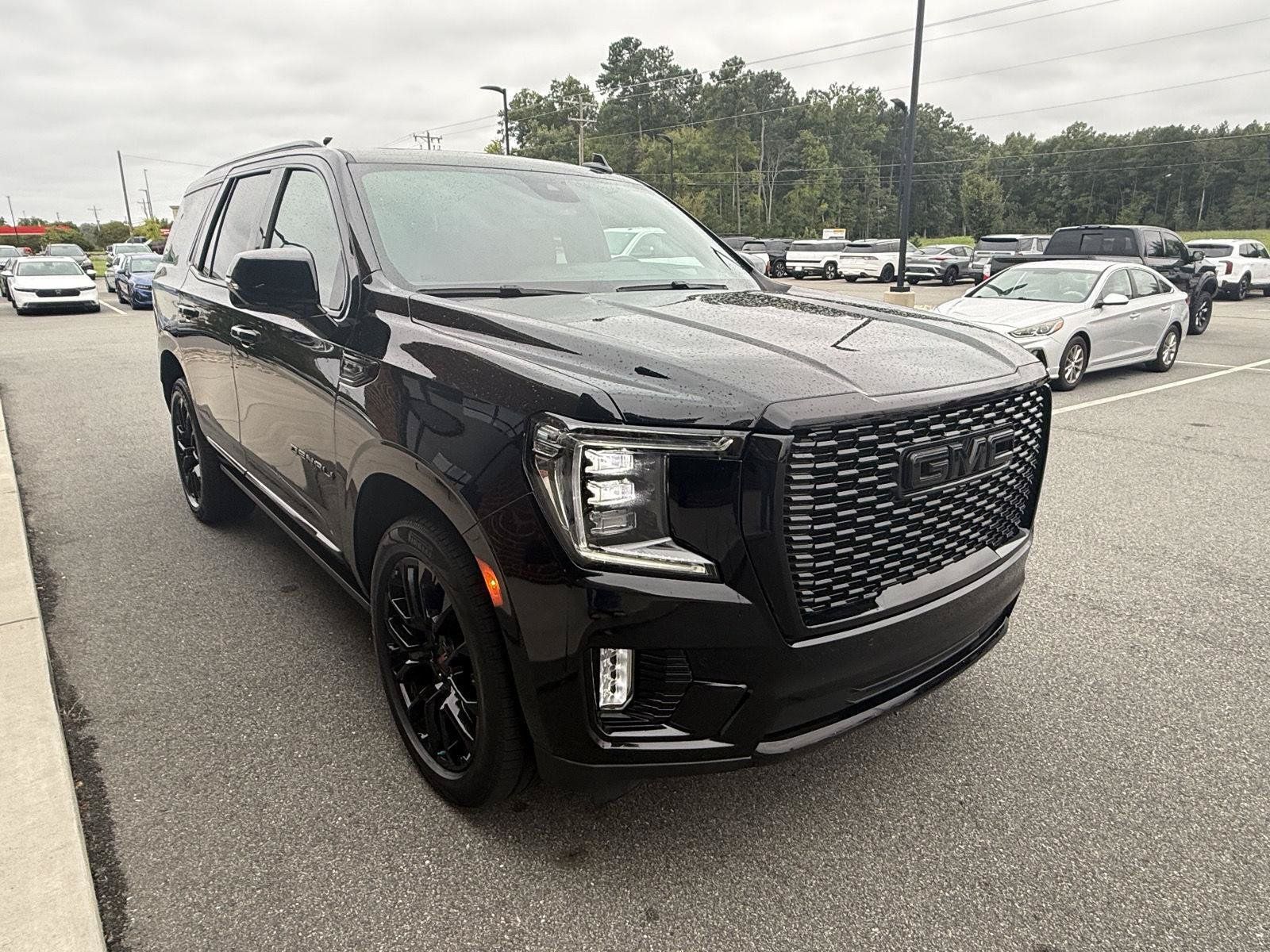 Used 2023 GMC Yukon Denali AWD/4WD image 38