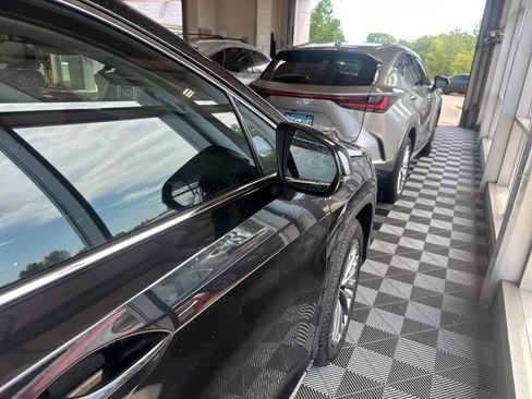 Used 2022 Lexus RX 450h AWD w/ Luxury Package image 22