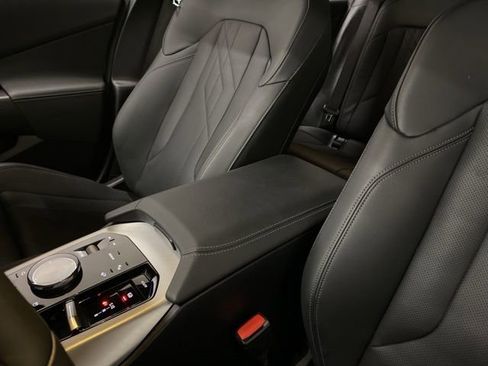 Used 2025 BMW X3 xDrive30i AWD/4WD image 64